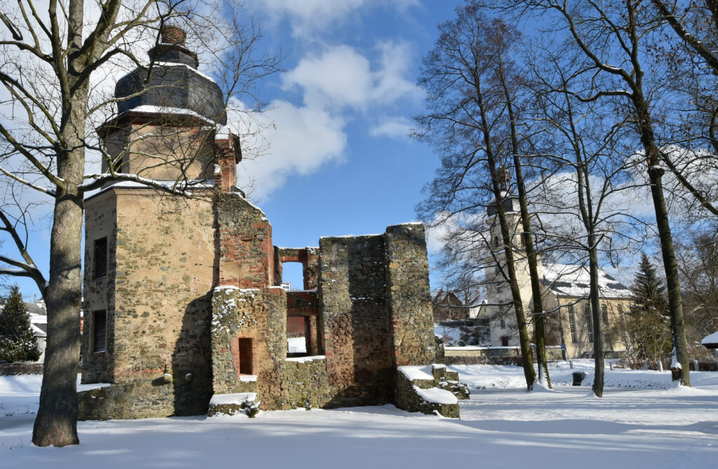 Winter, Vogtland.
Im Bild: Wasserschloss und Kirche Geilsdorf.
Foto: Andreas Wetzel